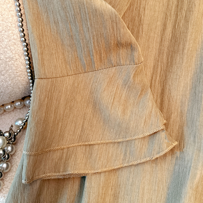 Elegancka, vintage'owa bluzka  – Winter Clothing Line recenzja i cena